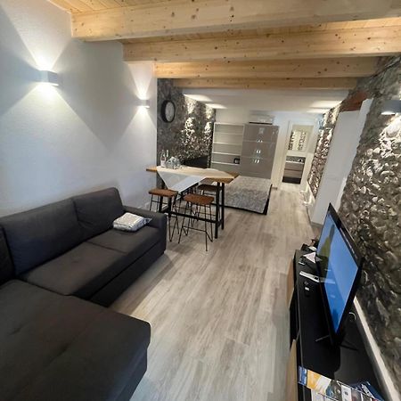 莫内利亚Loft Sofia A Pochi Metri Dal Mare公寓 外观 照片